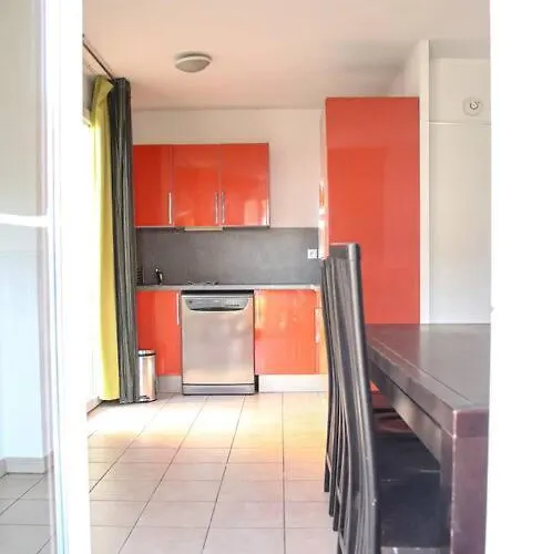 T3 Dans Residence Avec Piscine